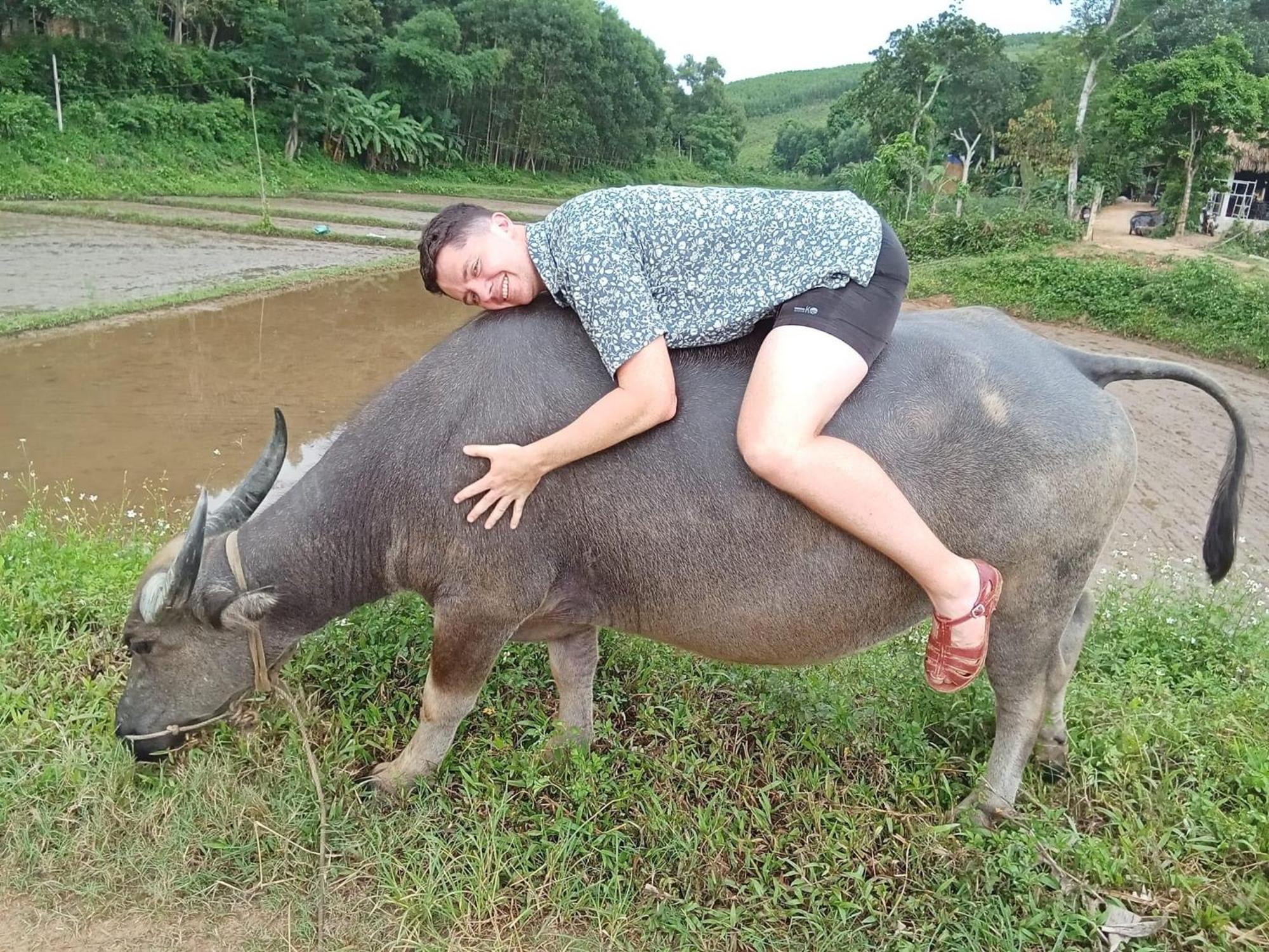 Tutu'S Homestay Phong Nha Exteriör bild