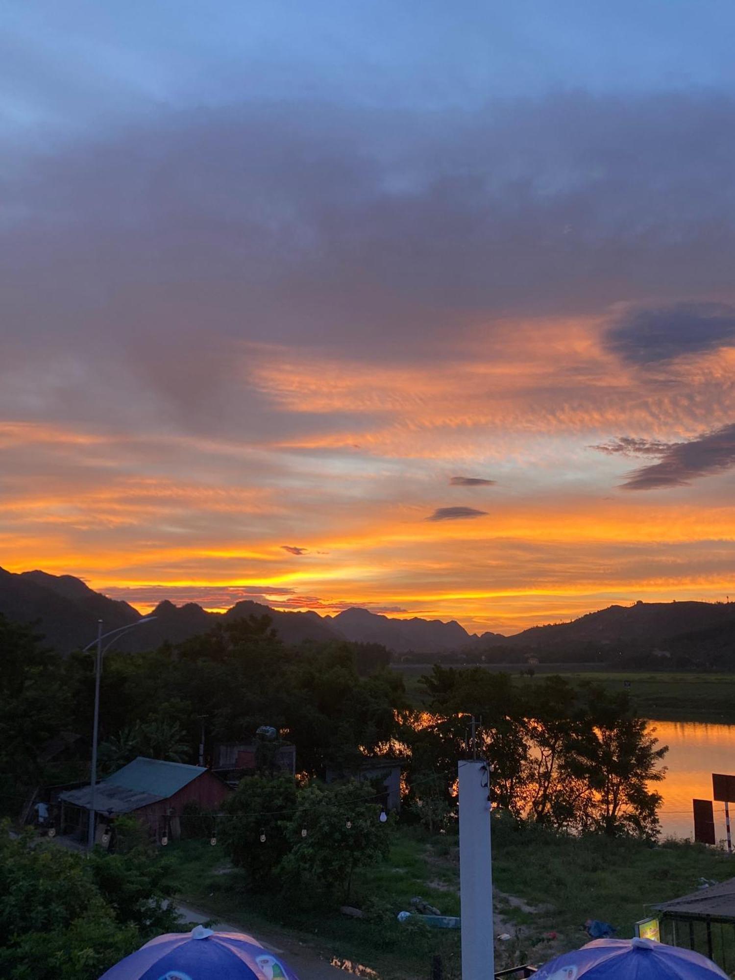 Tutu'S Homestay Phong Nha Exteriör bild